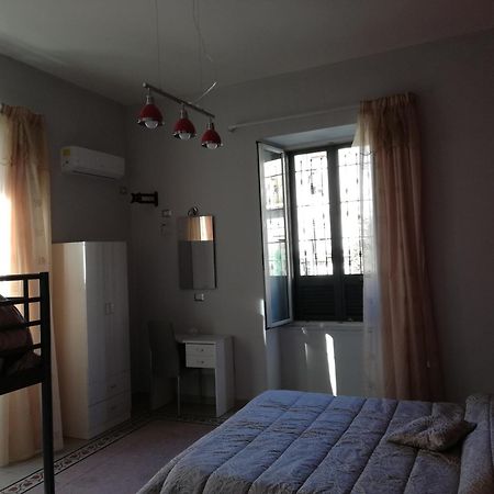 B&B Enjoy Ерколано Стая снимка